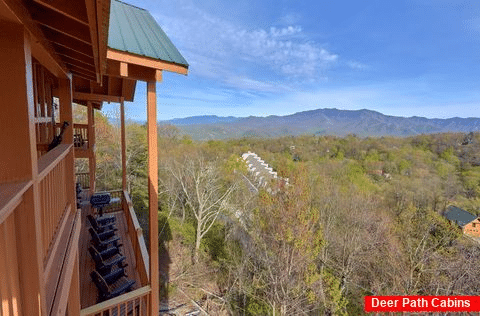 5 Bedroom cabin overlooking Ober Gatlinburg - A Spectacular View to Remember