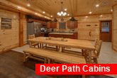 6 Bedroom Cabin with Large Dining Area