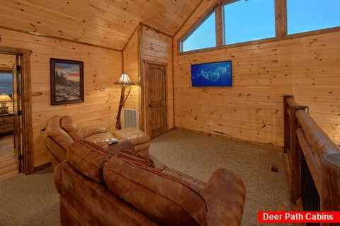 3 bedroom cabin with loft and sitting area - Smoky Bear Lodge