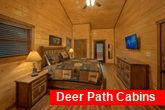 Luxury cabin with 3 King Bedrooms and 4 baths