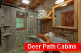 2 bedroom cabin with Private Master Bath
