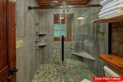 Luxurious shower in Master Bath at cabin - River Edge