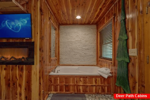 Cabin with 2 Master Bedrooms with 2 Jacuzzi Tubs - River Edge
