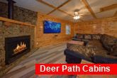 3 Bedroom cabin with Fireplace and Game Room