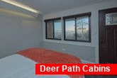 Cabin rental queen bedroom with Mountain Views