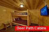11 bedroom cabin with Queen bunk Bedroom