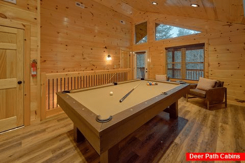 2 bedroom cabin with pool table in game room - Hickory Splash