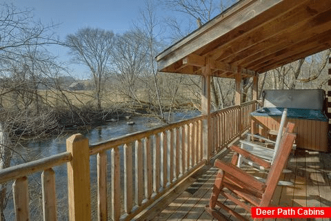 Rustic 2 Bedroom Cabin on the River - Rippling River