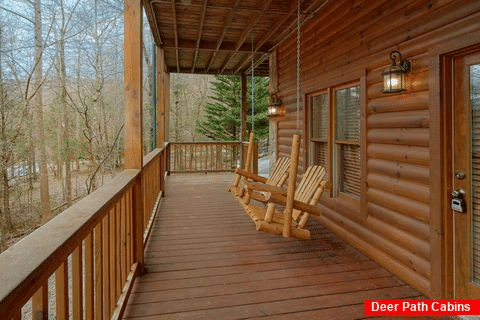 2 Bedroom with Covered Porch and Swing - Mountain Retreat