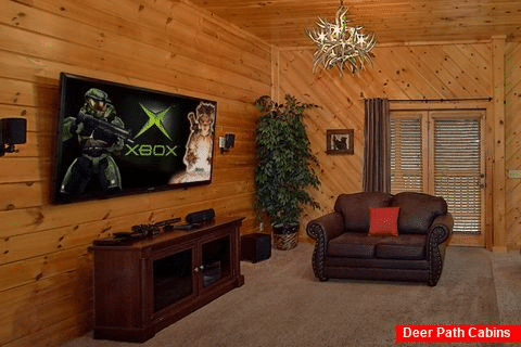 Game Room with TV and Extra Seating - Mountain Retreat