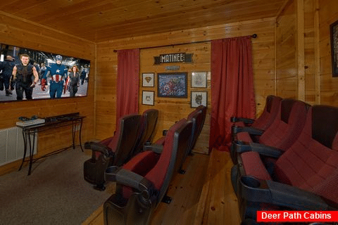 4 Bedroom Sleeps 14 with Pool Table and Theater - On The Rocks