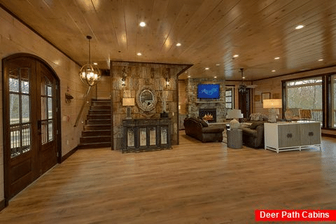 15 bedroom cabin rental in Hibernation Station - Smoky Mountain Masterpiece