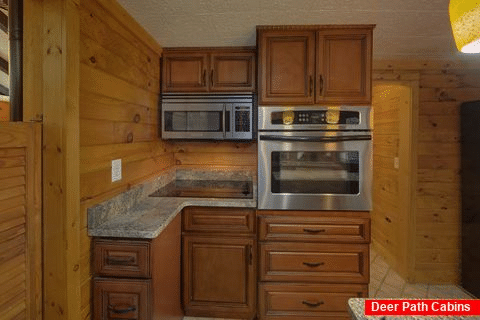 Smoky Mountain 2 Bedroom Cabin with Full Kitchen - Nana's Place