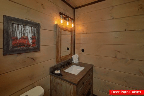 Private Master Bath in Premium 15 bedroom cabin - Smoky Mountain Masterpiece