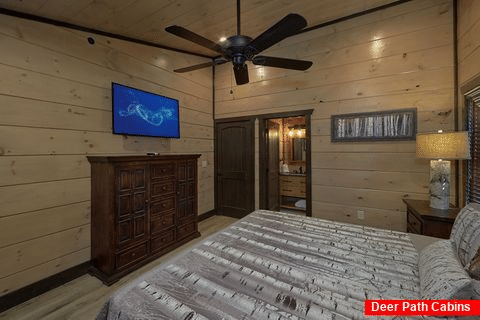 Premium cabin rental with 15 Private Bathrooms - Smoky Mountain Masterpiece