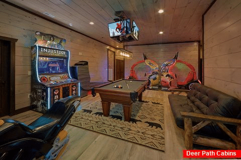 15 bedroom luxury cabin with Game Room - Smoky Mountain Masterpiece