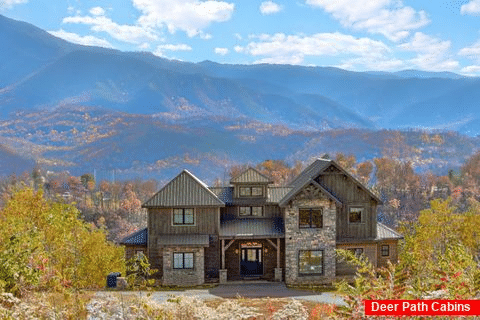 Featured Property Photo - Crown Chalet