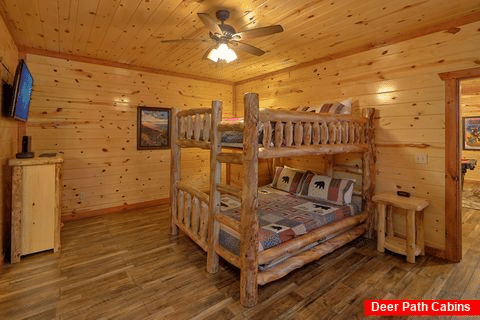 6 Bedroom with Game Room and Theater Room - Splash Mountain Chalet