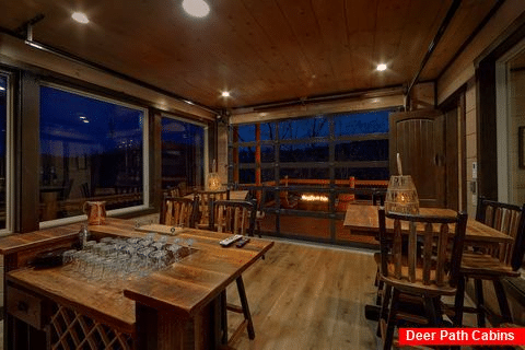 15 Bedroom luxury cabin with bar and fire pits - Smoky Mountain Masterpiece