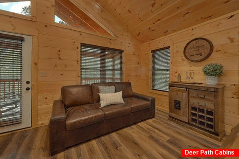 2 bedroom cabin with couch in game room - Laurel Splash