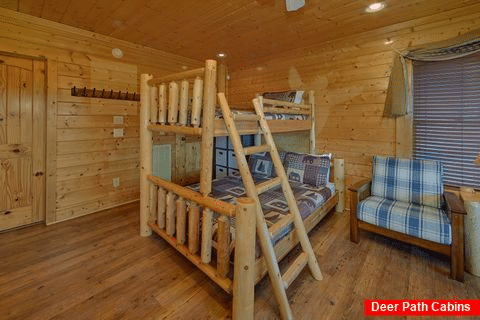 Bunk Beds 3 Bedroom Cabin - Aurora
