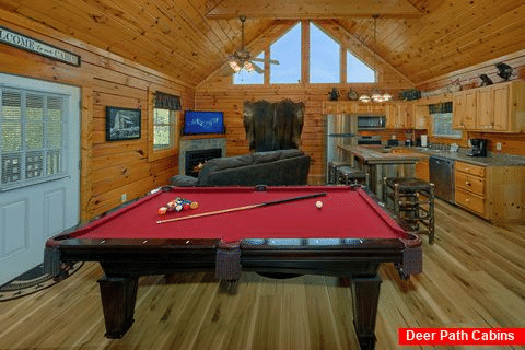 1 bedroom cabin with a pool table - Angel Haven