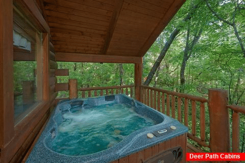 Honeymoon cabin with private hot tub - Dreamweaver
