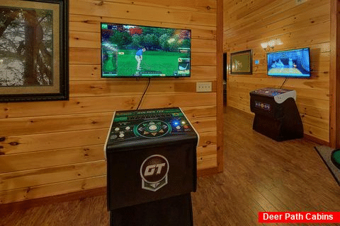 11 bedroom cabin with Golden Tee Arcade Game - The Big Lebowski