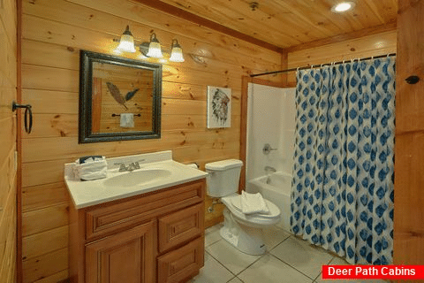 Luxurious cabin rental with 9 and a half baths - The Big Lebowski