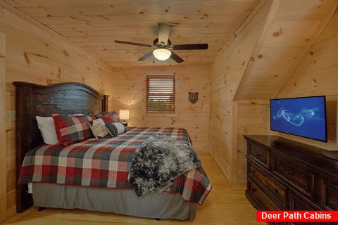 Luxury 5 Bedroom Cabin with King Bed Sleeps 12 - 3 Little Bears