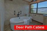 4 bedroom cabin with luxurious master bathroom
