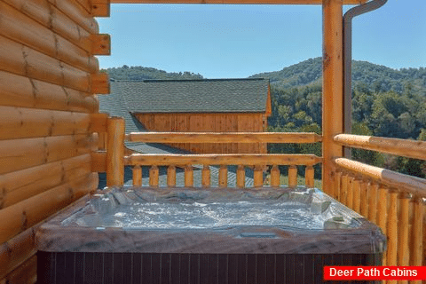 4 Bedroom Cabin in Pigeon Forge with Hot Tub - Pigeon Forge Plunge