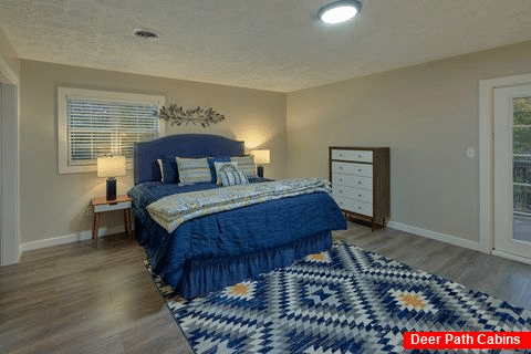 4 bedroom cabin rental with King Bedroom - Whispering Pines
