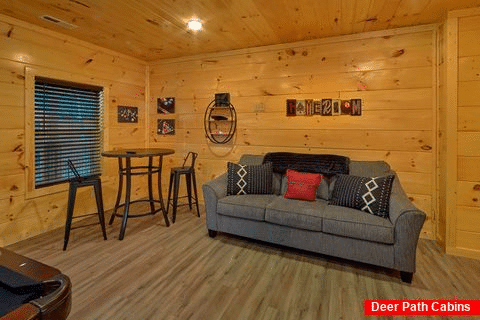 Smoky Mountain 2 Bedroom Cabin with Game Room - Hideaway Haven