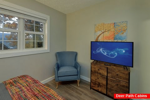 Vacation Home Rental with TV in each bedroom - Whispering Pines