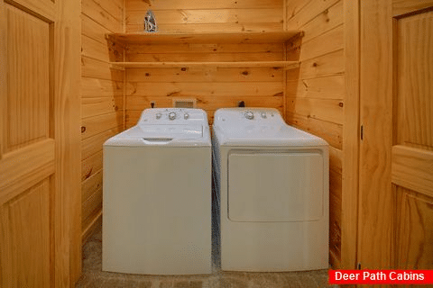2 Bedroom Cabin Sleeps 7 with Washer and Dryer - Mountain Home