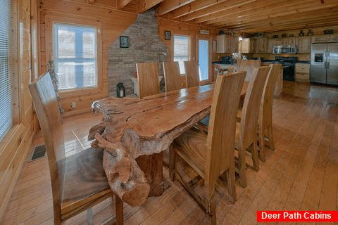 Dining room and full kitchen in 6 bedroom cabin - Fireside Retreat