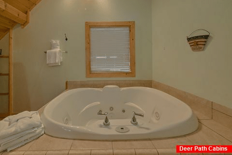 6 bedroom cabin rental with jacuzzi tub - Fireside Retreat