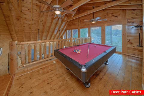 6 Bedroom Cabin with Pool table and game room - Fireside Retreat