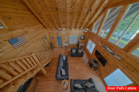6 bedroom cabin with large yard and indoor pool - Fireside Retreat