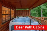 3 bedroom luxury cabin with hot tub on deck