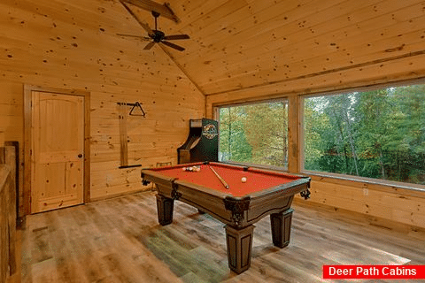 Luxury 4 Bedroom Cabin with Pool Table - Makin Waves
