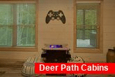 3 bedroom Cabin game room with Arcade Game