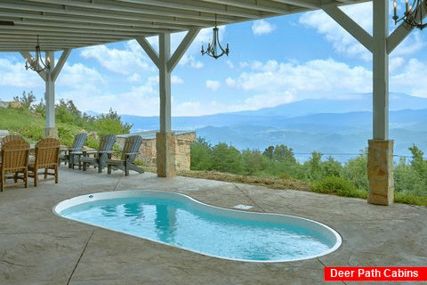 Luxury Cabin rental with Private Heated Pool - Bluff Mountain Lodge