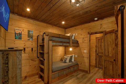 Gatlinburg cabin rental with bunk bedroom - Gatlinburg Views