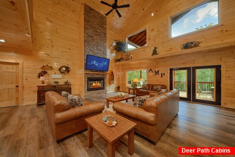 Comfortable Living Room Area With Fireplace - A Mountain Paradise