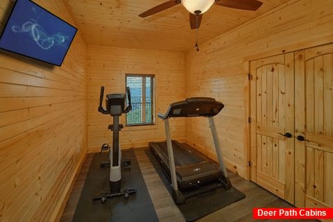 Spacious 3 Bedroom Cabin with Work Out Room - A Smoky Mountain Dream