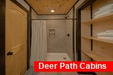 6 bedroom cabin with 4 private bathrooms