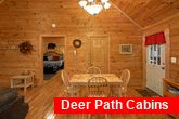 1 Bedroom Cabin with a Dining Room Table