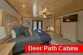 5 bedroom cabin with Master Bedroom main level